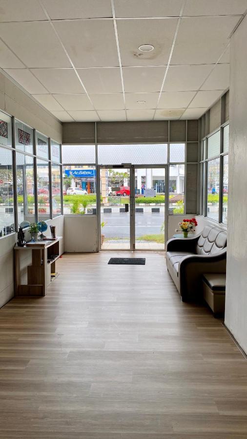 Milvus Hotel Kuah Dış mekan fotoğraf